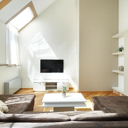 Alexander Apartment Riga Eksteriør bilde
